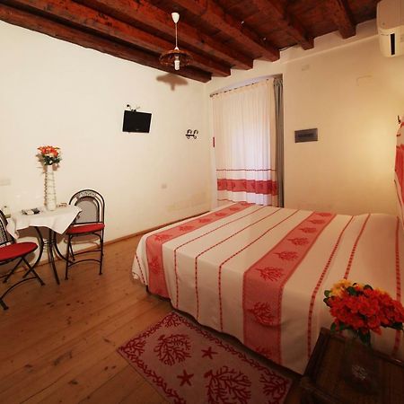 Note Sulla Piazza Bed and Breakfast Cagliari Esterno foto